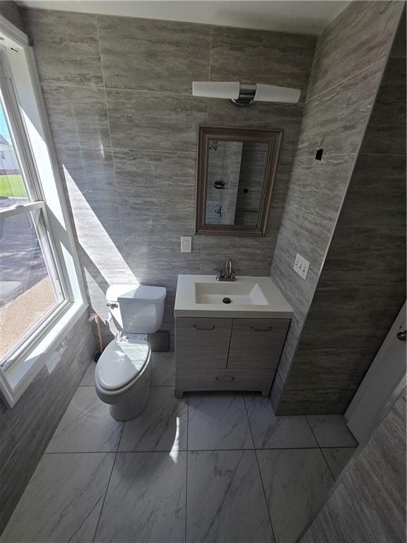 36 N Clarendon St ##1f - Photo 5 of 11