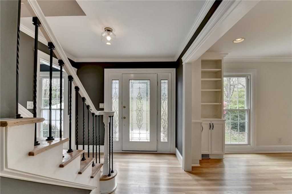 3914 Granger Dr - Photo 4 of 50