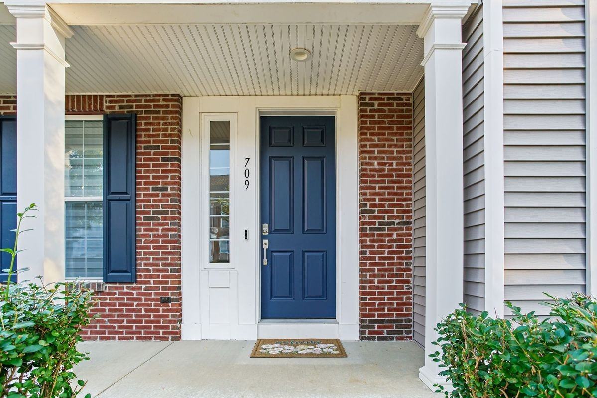709 Withers Park Dr - Photo 2 of 49