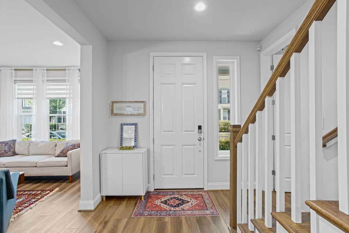 709 Withers Park Dr - Photo 4 of 49