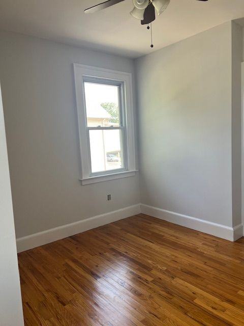 193 Helen St - Photo 4 of 7