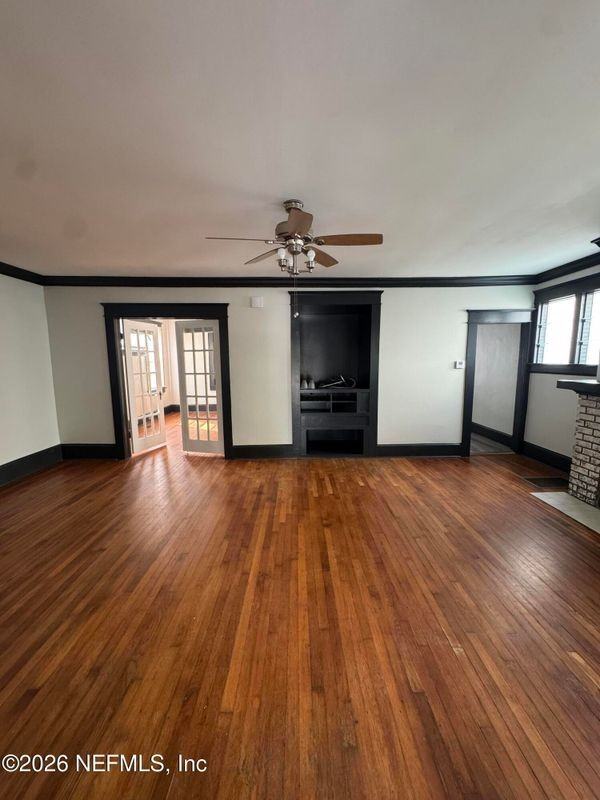 2512 College St ##1 - Photo 5 of 14