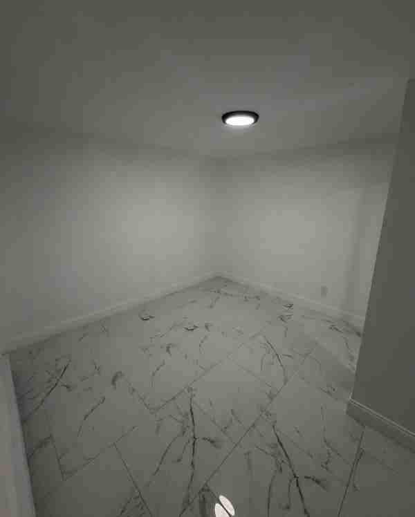 506 Jerome St - Photo 2 of 14