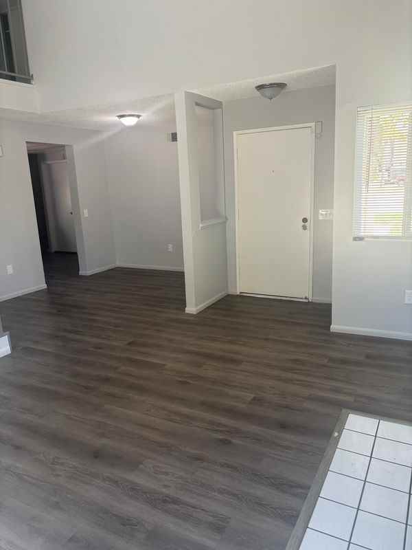7556 Villa Ave - Photo 2 of 20