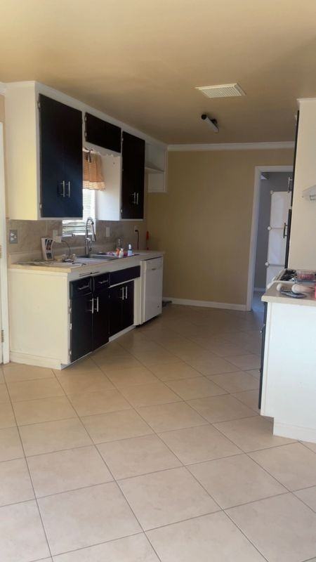 12639 Esther St - Photo 2 of 3