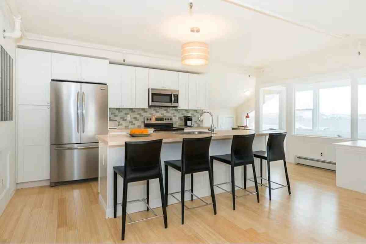 85 Brown Ave - Photo 3 of 16