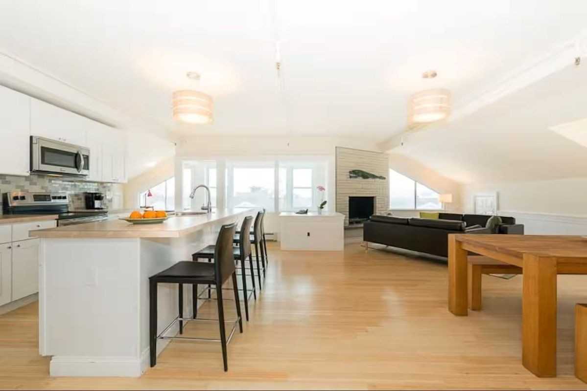 85 Brown Ave - Photo 4 of 16