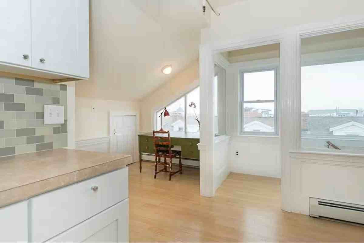 85 Brown Ave - Photo 7 of 16