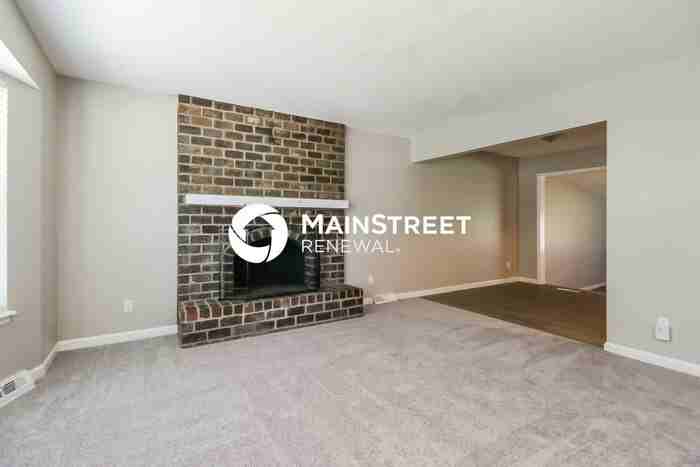 8710 Stark Ave - Photo 5 of 17