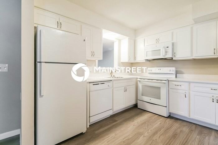 8710 Stark Ave - Photo 6 of 17