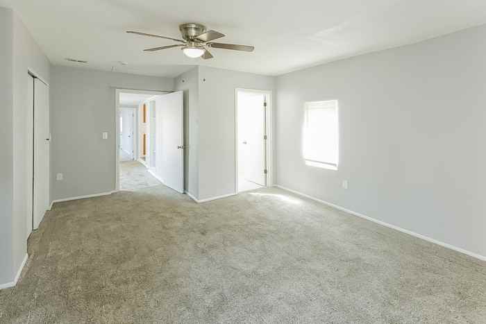209 Lindy Blvd - Photo 6 of 17