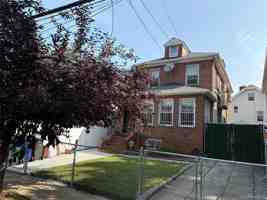 featured image of 5115 Bowne St