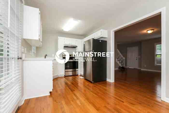 3912 Magnolia Place Ln - Photo 6 of 17