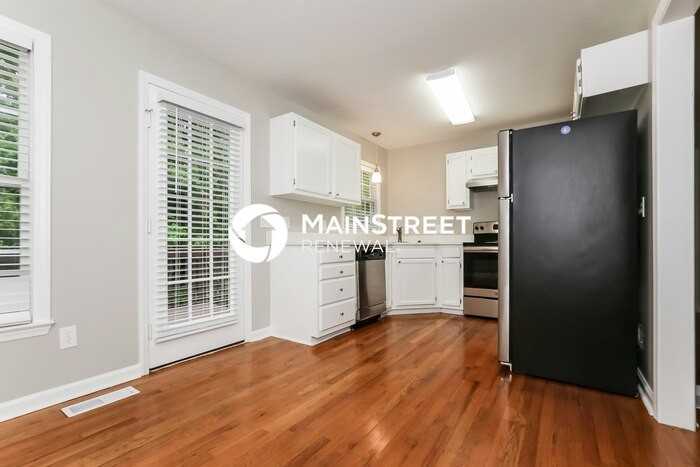 3912 Magnolia Place Ln - Photo 7 of 17