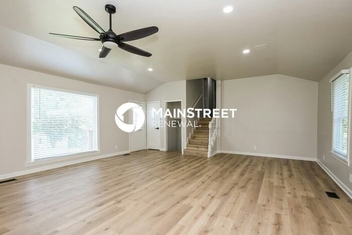 912 Denise Dr - Photo 5 of 18