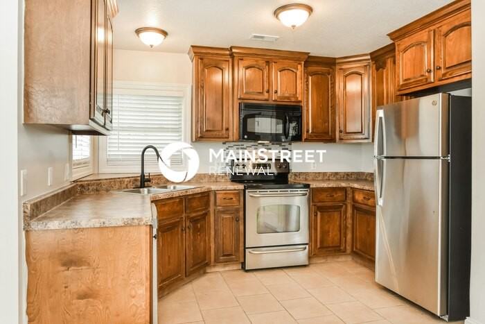 137 Lamirda Ct Nw - Photo 7 of 16