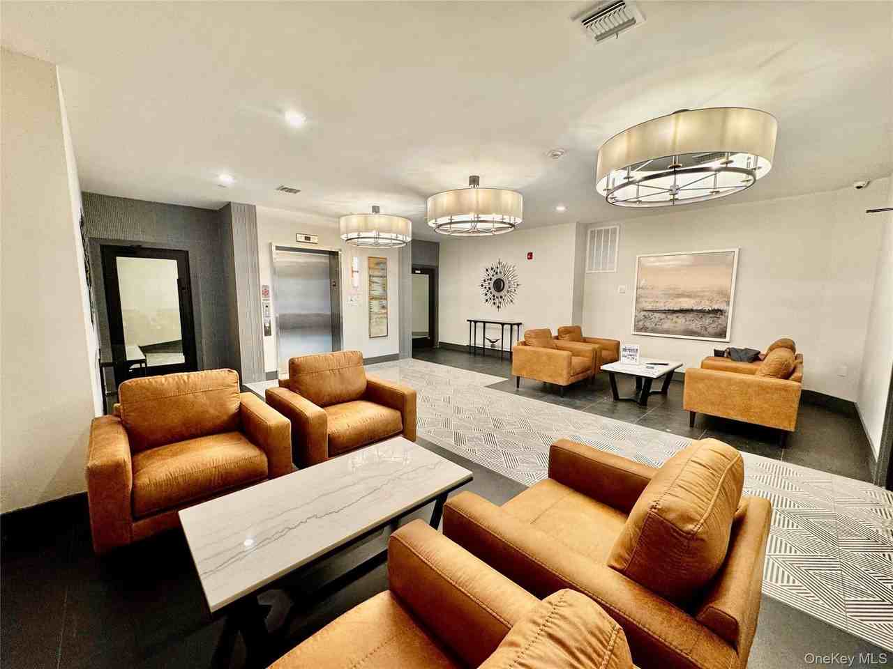 306 Bluestone Ct #216