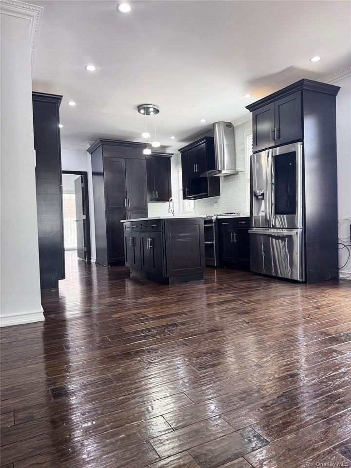 8618 95th Ave #2ndFL - Photo 2 of 9