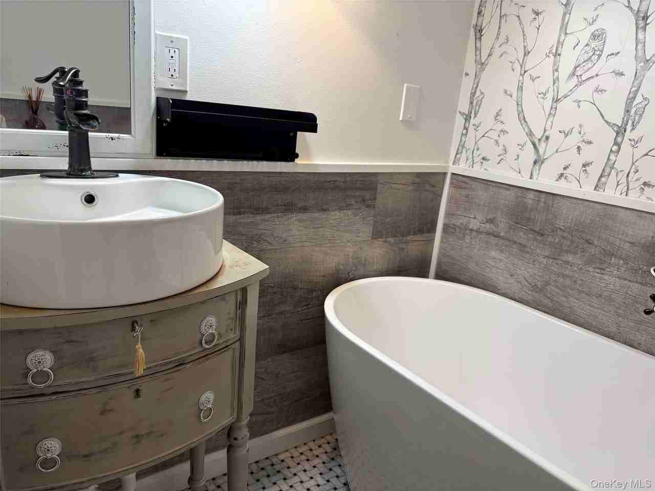 131 Conklin Rd - Photo 5 of 10