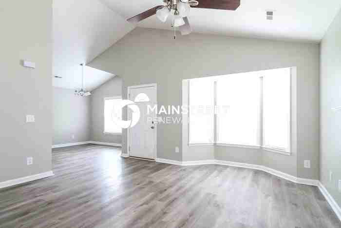 803 Quail Cove Ct - Photo 3 of 16