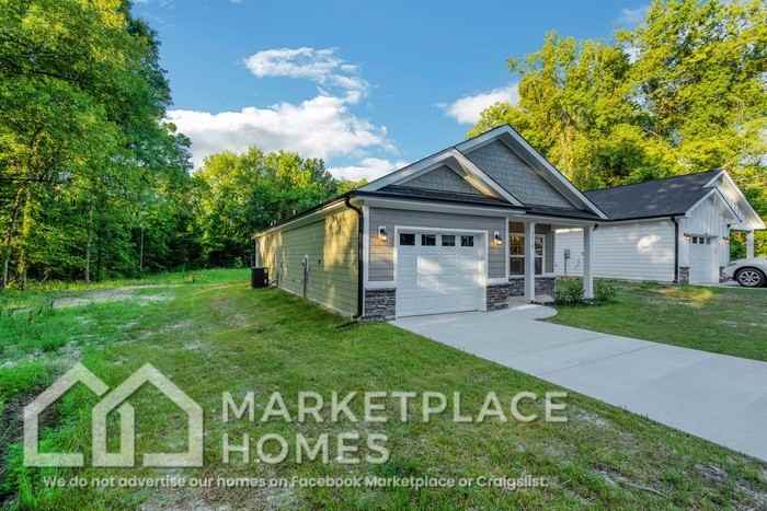 3910 Standish Dr - Photo 2 of 33
