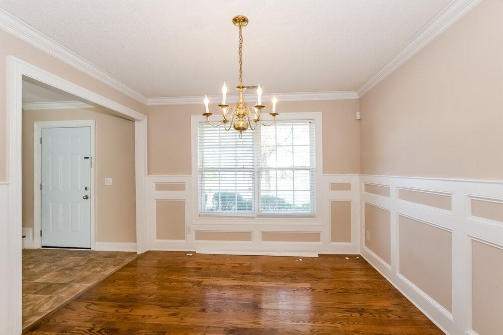 1918 Southwind Dr - Photo 6 of 17