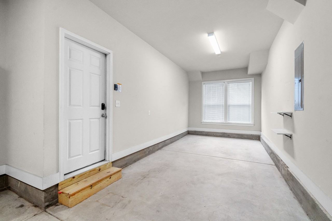 2724 Grand Union Way - Photo 3 of 45