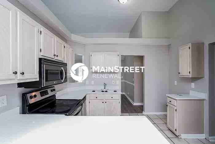 216 Shoemaker Ct - Photo 6 of 17