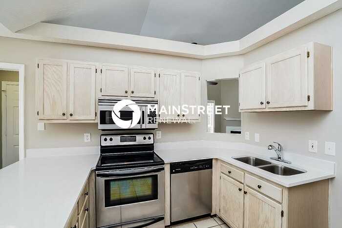 216 Shoemaker Ct - Photo 7 of 17