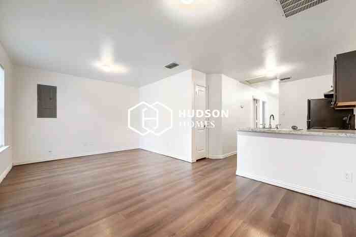 1634 Garden Dr - Photo 6 of 13