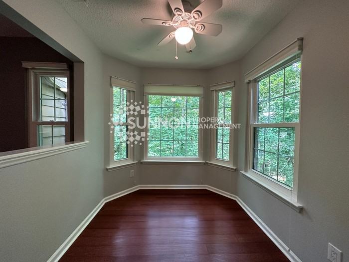 6140 Gray Gate Ln #M - Photo 5 of 16