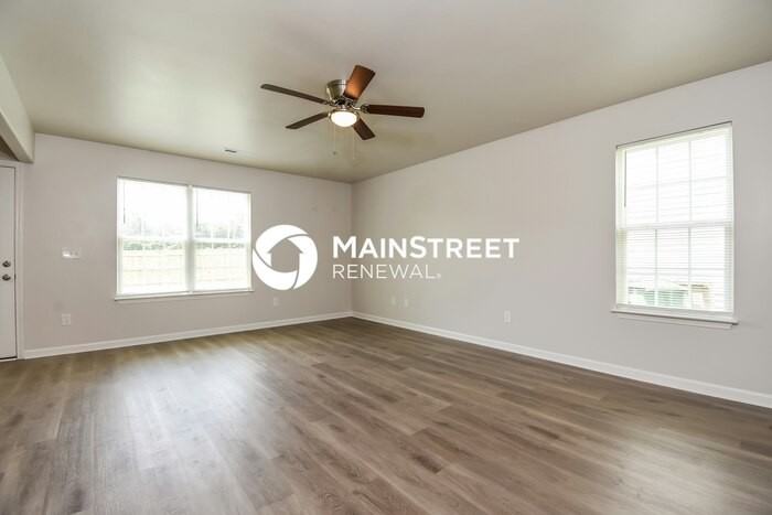4811 Yellow Locust Dr - Photo 5 of 18