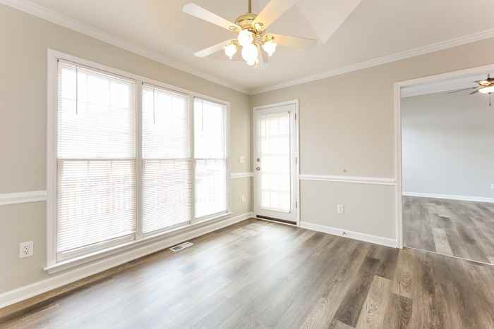 2 Capstone Ct - Photo 3 of 10