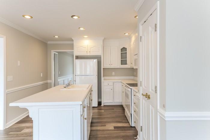 2 Capstone Ct - Photo 4 of 10