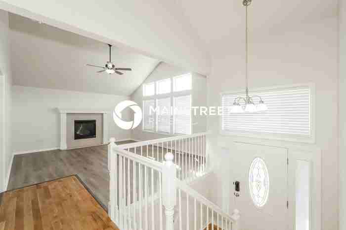 704 Se 15th St - Photo 2 of 18