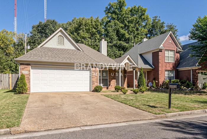 1033 Nolan Ln - Photo 2 of 23
