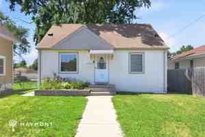 featured image of 5219 Fremont Ave N