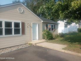 3 Primrose Ln #B - Photo 1 of 1