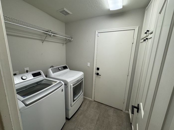 5633 W Bloomfield Rd - Photo 7 of 46