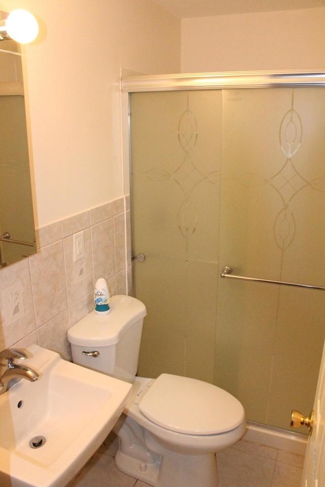 254 Admiral Ave - Photo 7 of 12