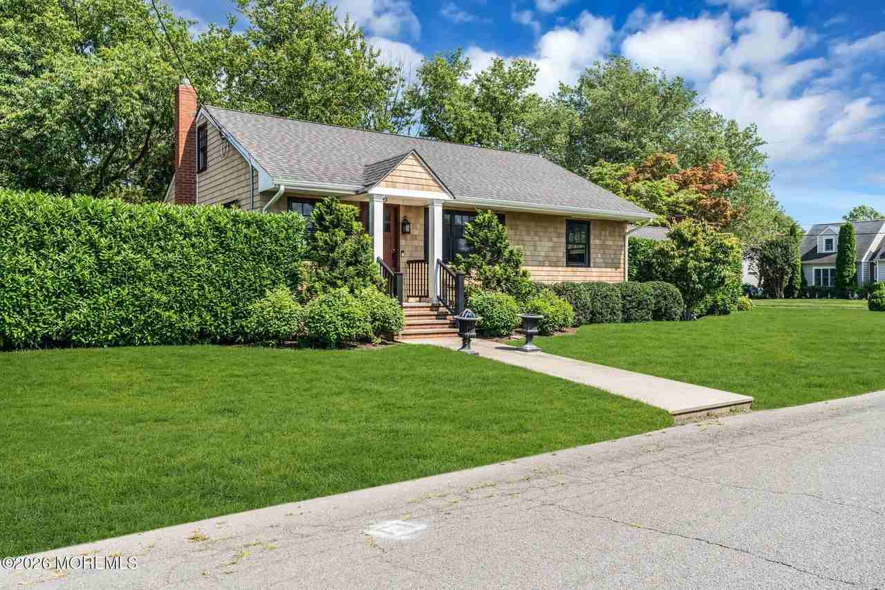 500 9th Ave - Photo 4 of 35