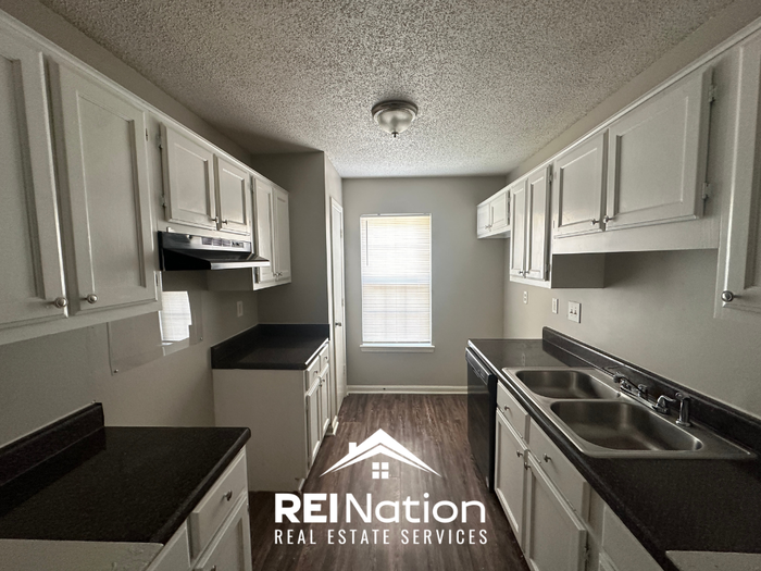 2210 Curbertson Cv - Photo 3 of 12
