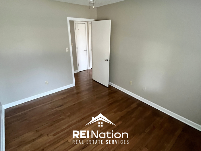 3636 Venable Rd - Photo 7 of 17