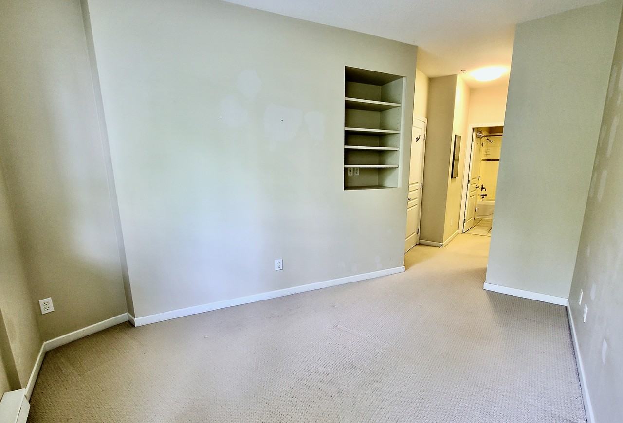 5605 Hampton Pl - Photo 5 of 14