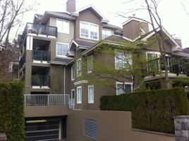 featured image of 5605 Hampton Pl