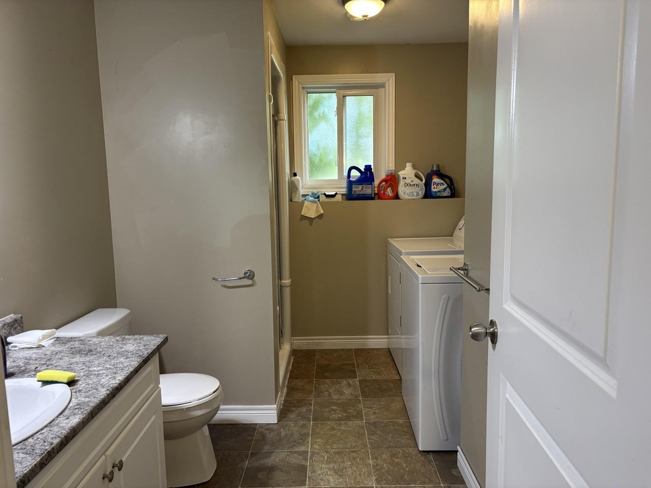 75 Pine St S - Photo 7 of 7