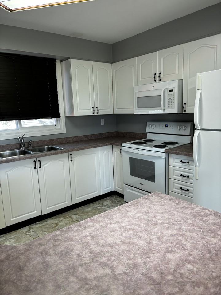 1415 62 St Nw - Photo 5 of 16