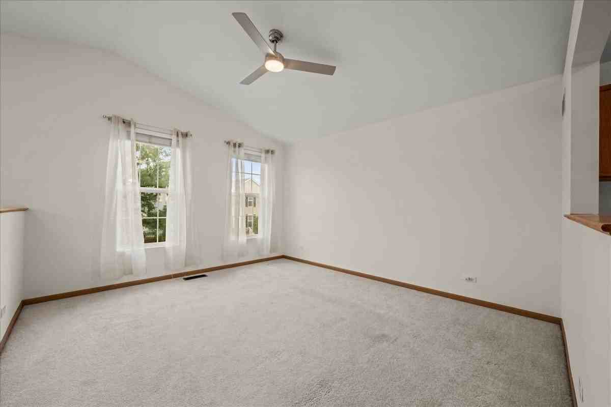 1637 Linden Park Ln - Photo 4 of 24