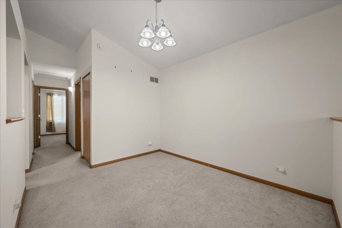 1637 Linden Park Ln - Photo 7 of 24