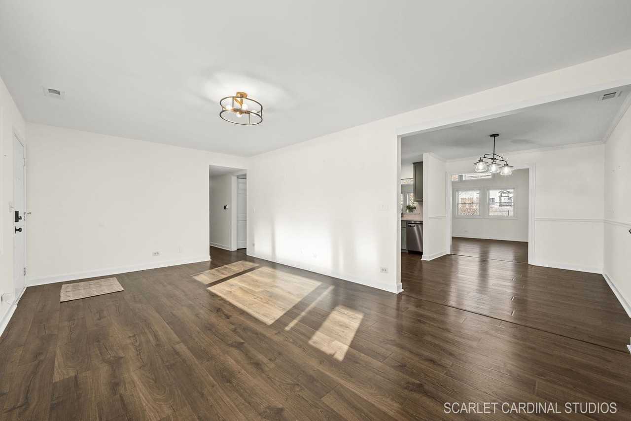 703 Wakeman Ave - Photo 4 of 18